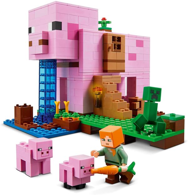 The Pig house building set with figures