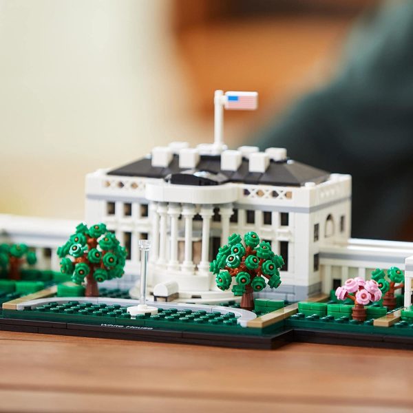 LEGO 21054 Architecture The White House Construction Kit for Adults, Gift Idea for Collectors