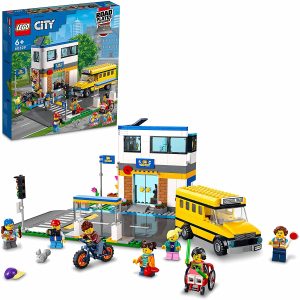 LEGO 60329 City School with School Bus, 2 Classrooms and Street Slabs, Adventure Toy for Children from 6 Years, School Day in the City, Gift